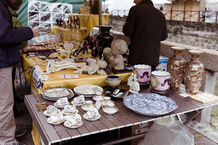 Navigli antique vintage market in Milan photo 22_zpse8dedee8.jpg