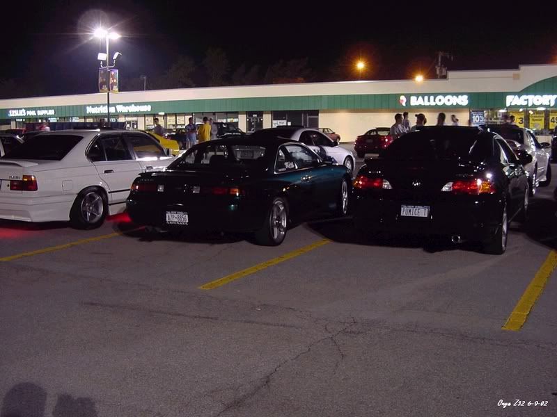 http://i61.photobucket.com/albums/h42/RedDawg55/Car%20club%20pics/Starbucks%206-9-02/bmw240zx.jpg