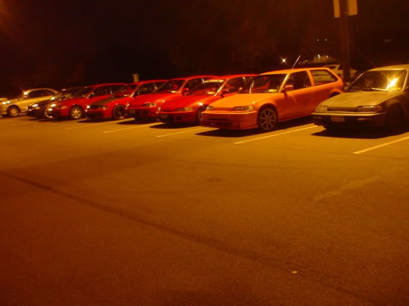 http://i61.photobucket.com/albums/h42/RedDawg55/Car%20club%20pics/hatch%20meet/line2.jpg