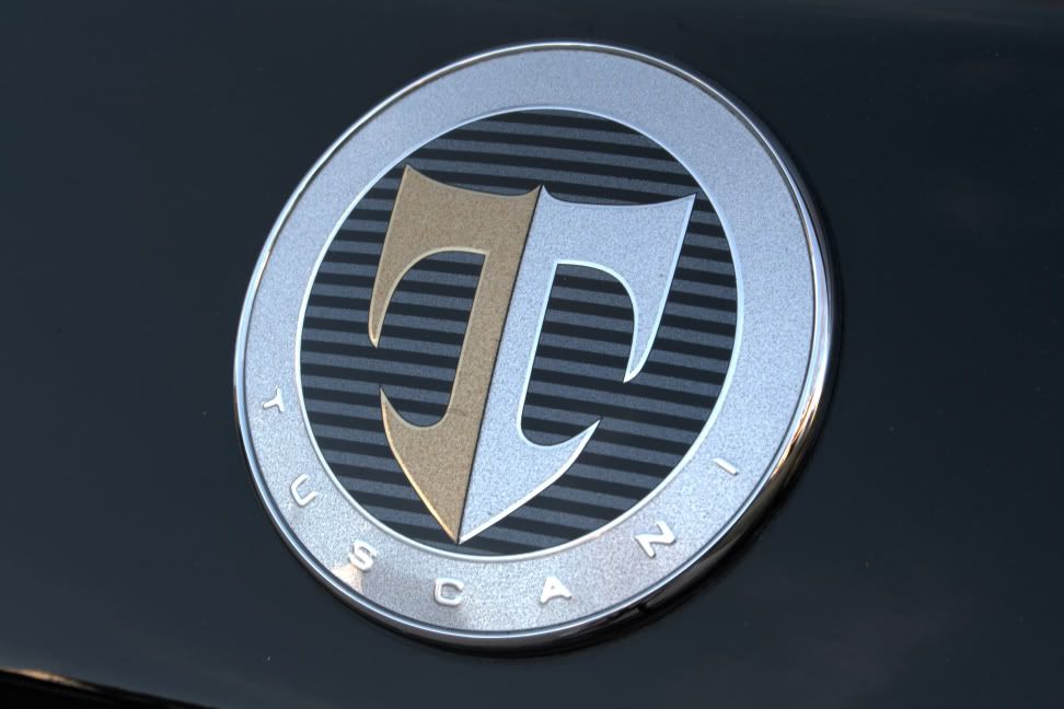 IMAGE: http://i61.photobucket.com/albums/h42/blacktib22590/572d7c48.jpg