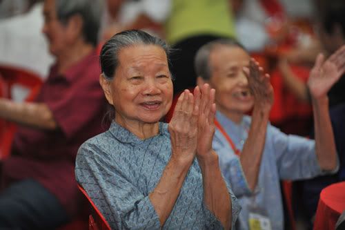 Image-5_APBS-CNY-Charity-Dinner-2012_Image-Credit-to-APB-Singapore.jpg