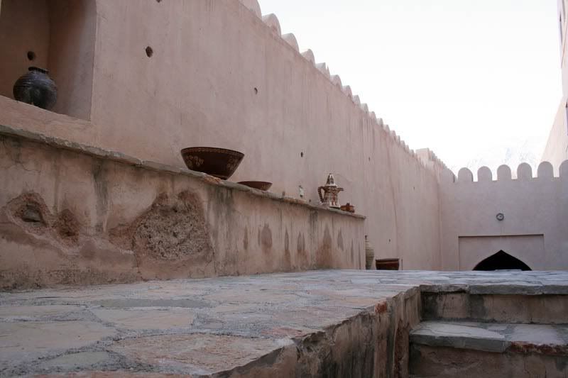 Один день в Омане: экскурсия по Маскату, дворец султана Кабуса бен Саида, форт Нахль 