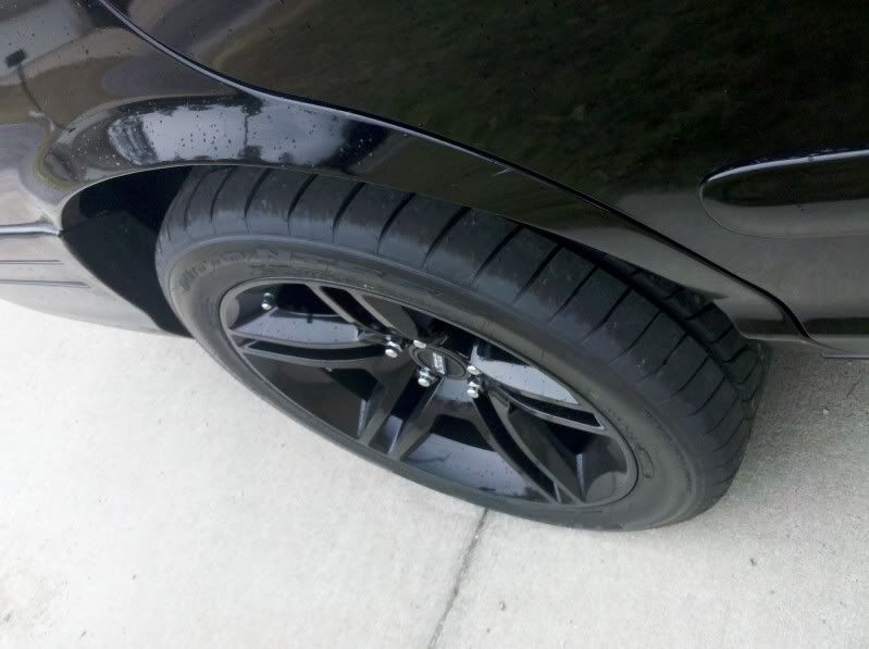 new black 2010 GT500 18s on 02 vic Tires and Wheels