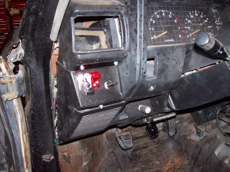 Installed InCab Winch Controls pics Pirate 4x4