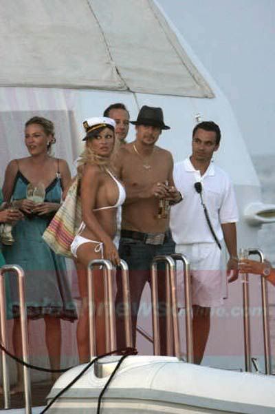 Pamela Anderson 39s wedding dress