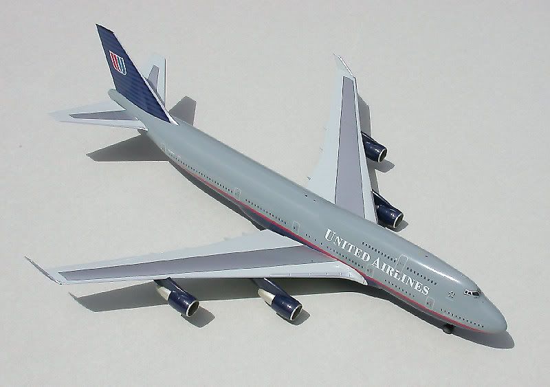 OLD RELEASE New photos... Inflight United 747400 DA.C