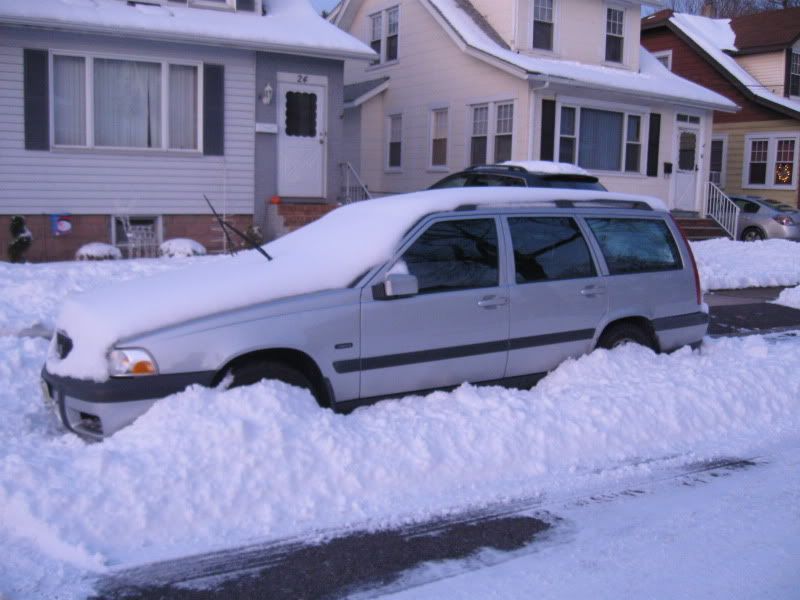 Snowedin078.jpg