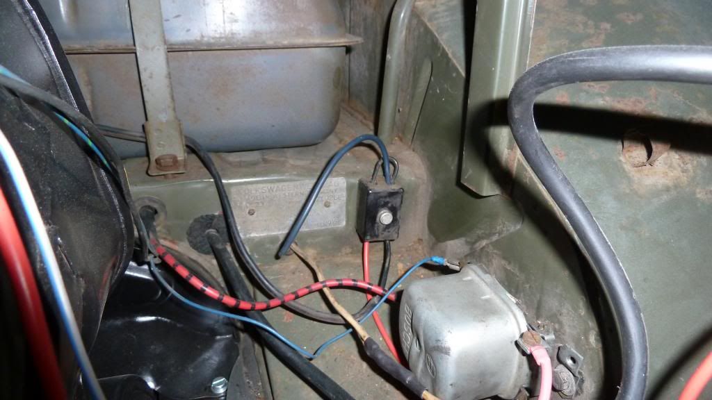 Image may have been reduced in size. Click image to view fullscreen.