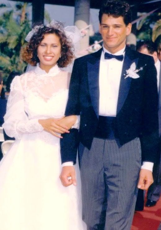 June 1988 Wedding photo 10411951_10203748994623112_1908120001487850510_n_zpswnmbahde.jpg
