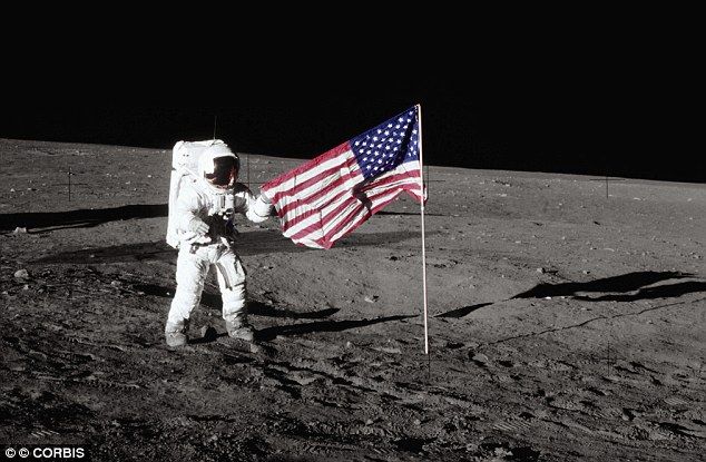 Apollo 11 Flag, American flag on the moon