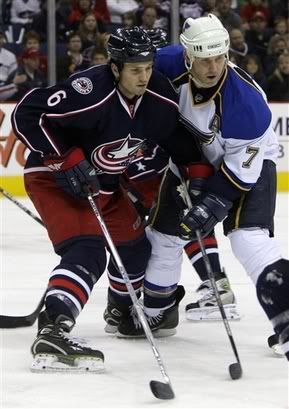 Keith Tkachuk became the fourth American player to score 500 goals in the NHL. 