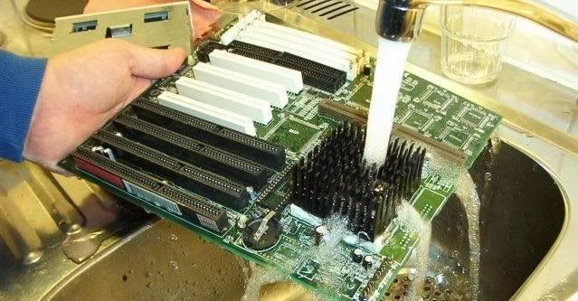 cleaningthemobo-2.jpg