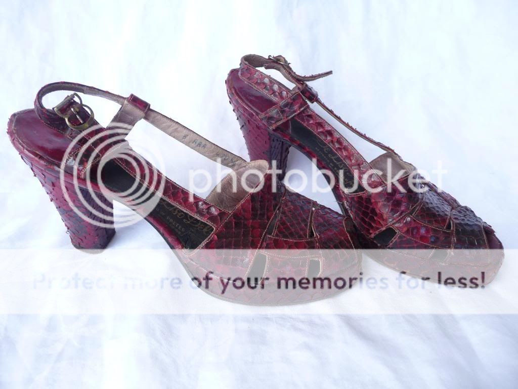   Toe Platform Heels Shoes 1940s Red Reptile Snakeskin Size 8  