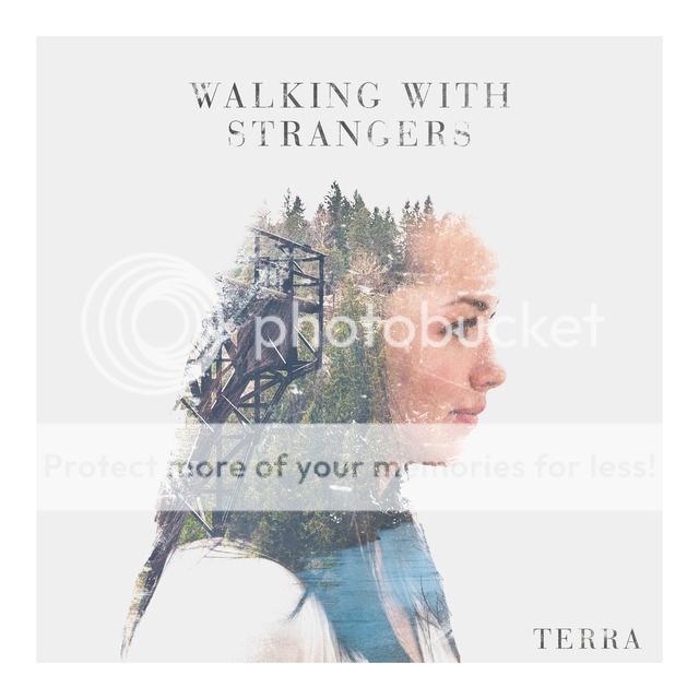Walking With Strangers - Terra 
