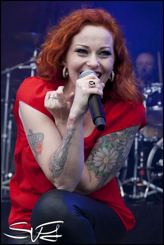  Anneke van Gierbergen the gentle storm - Dokkem open air 2015