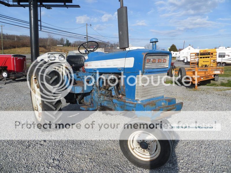ford_4000_farm_tractor_gas_selecto_speed_52_hp__1__348_hours__rare_1_lgw.jpg