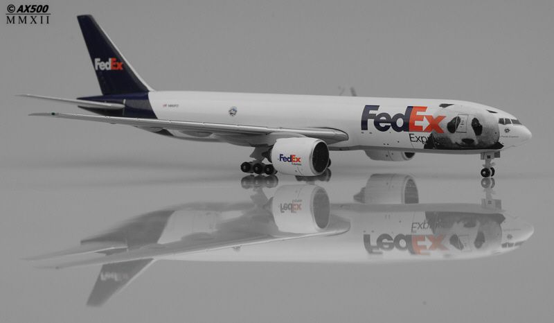 PHOTOS - Sky 500 - 777 x 3 - FedEx and Pandas - DA.C