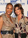 Vivica And Lisa Throw A Mary Kay Party