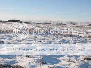 Snowy moorland west of Crawberry Hill